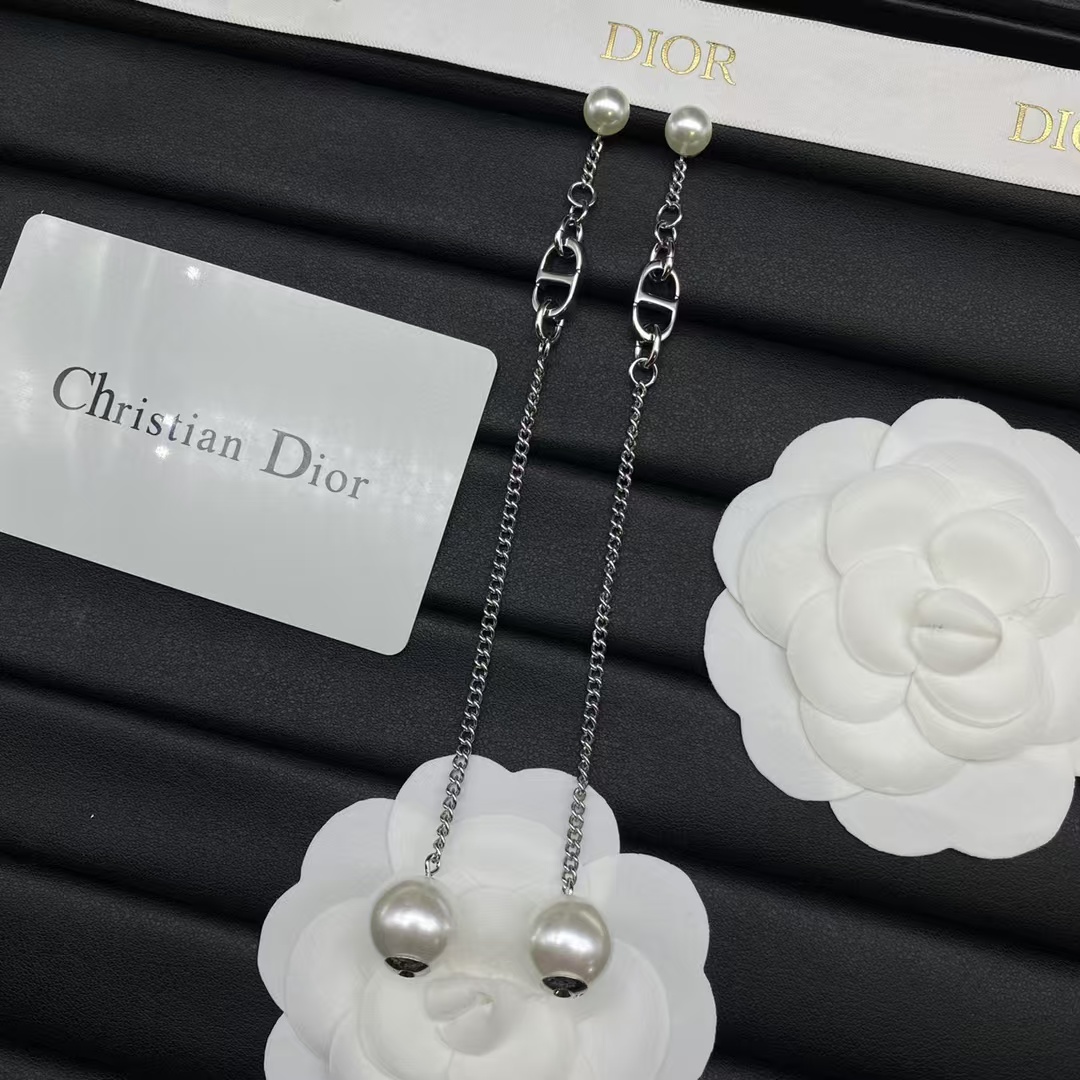 Replica Dior Chain Dangle Pearl Earrings
