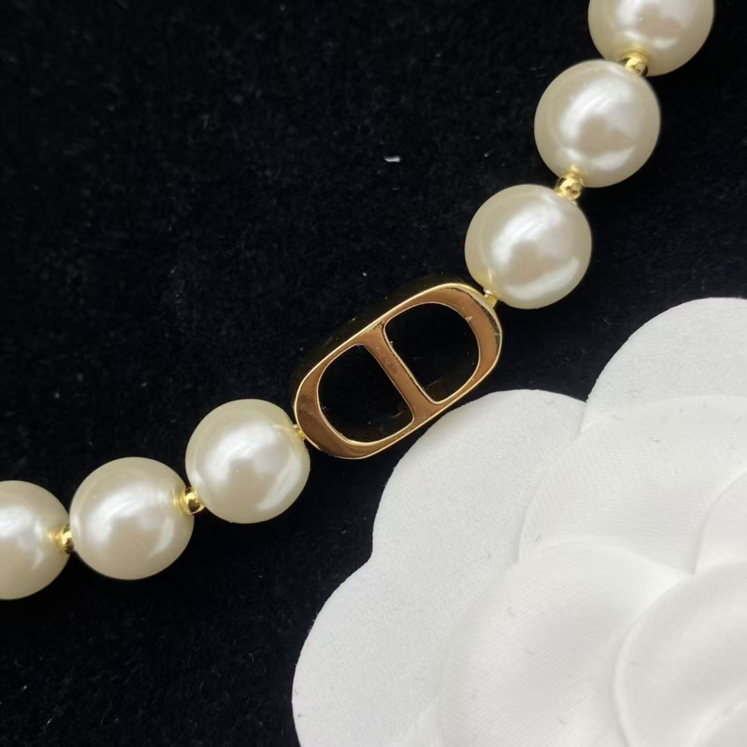 Replica Dior CD Pendant Pearl Choker Necklace