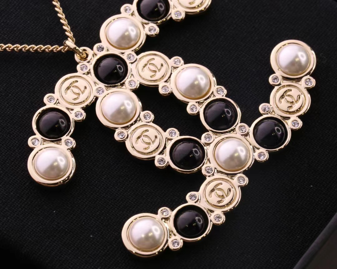 Replica Chanel Big Double C Pendant Sweater Necklace