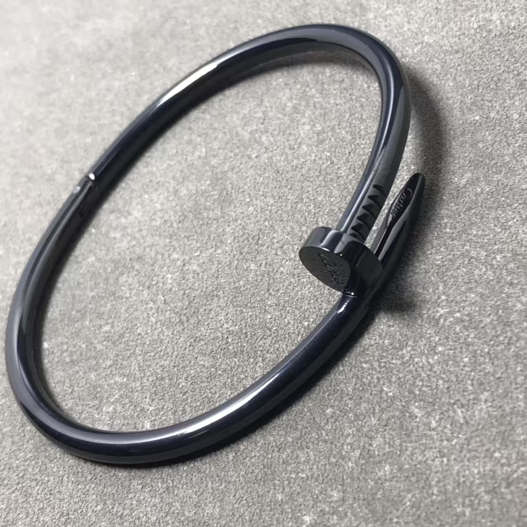 Replica Cartier Darth Vader Black Juste un Clou Bracelet