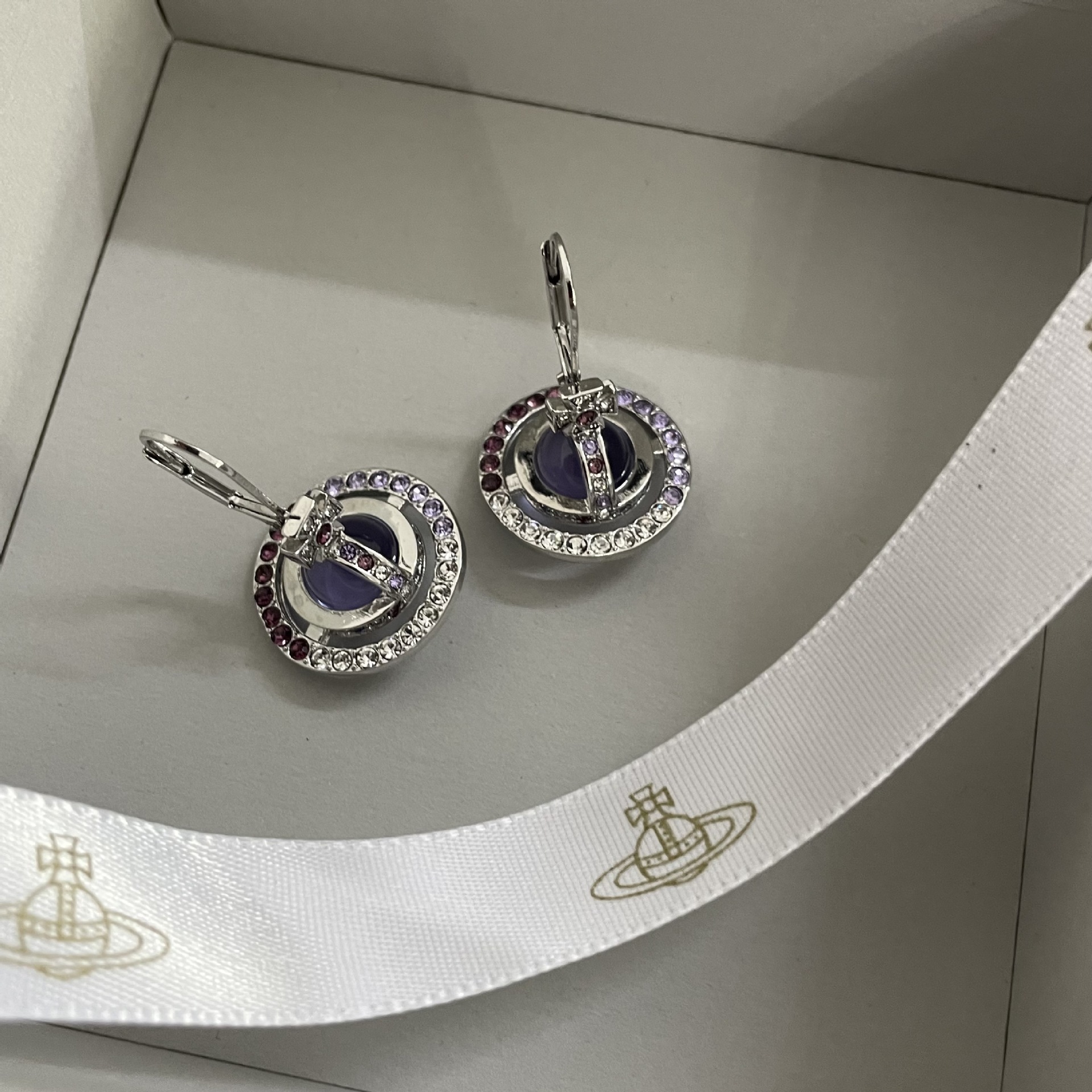 Replica Vivienne Westwood Light Purple Crystal Ball Planet Saturn Earrings