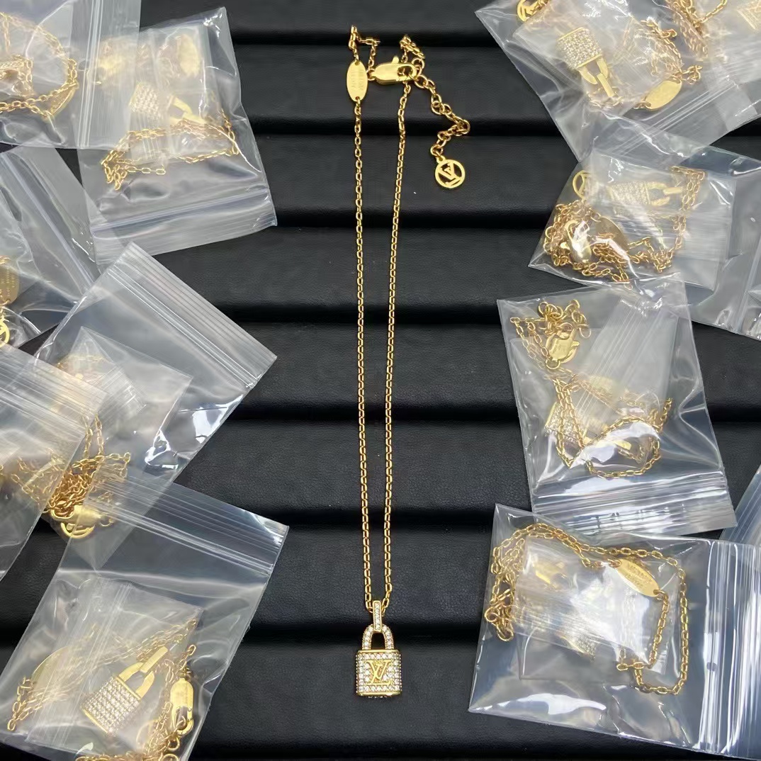 Replica Louis Vuitton Diamond Lock Pendant Necklace