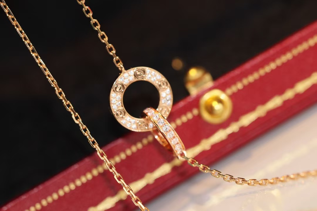 Replica Cartier LOVE Pendant Necklace