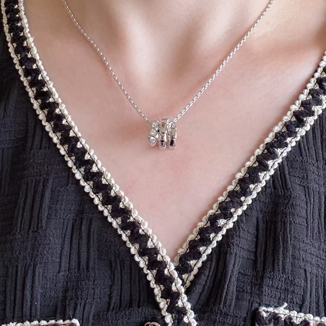 Replica Bvlgari Serpenti Viper Necklace