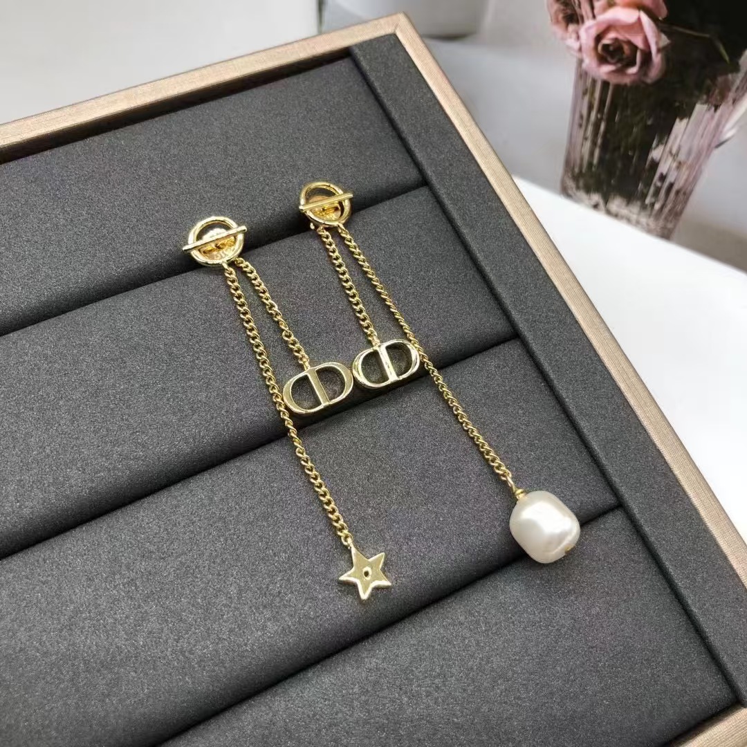Replica Dior Asymmetric Star Pearl Dangle Long Earrings