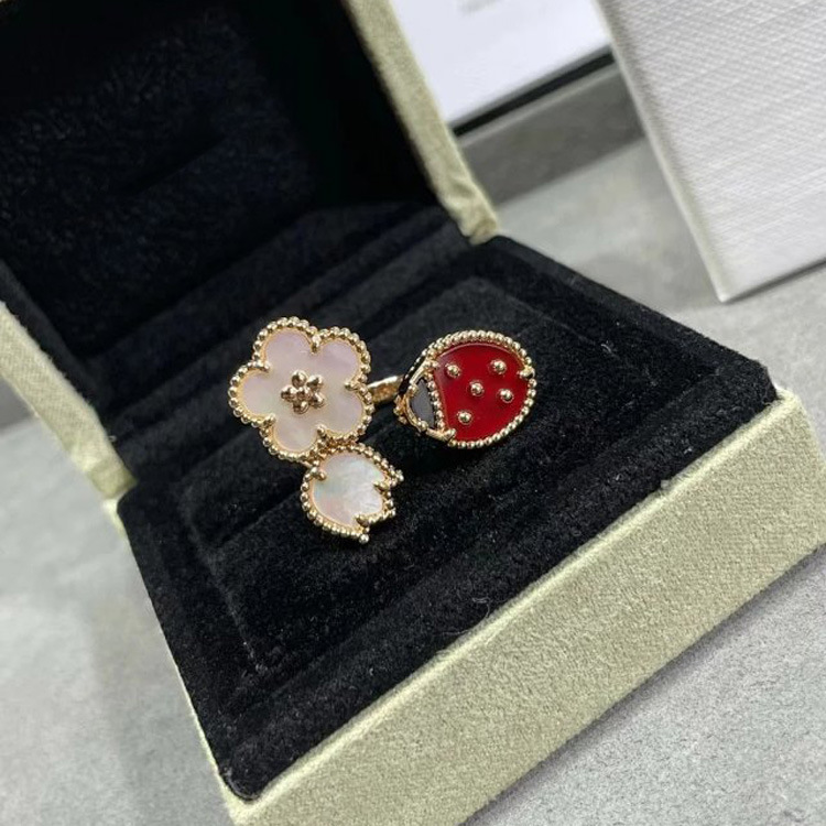 Replica Van Cleef & Arpels Flower and Ladybug Ring