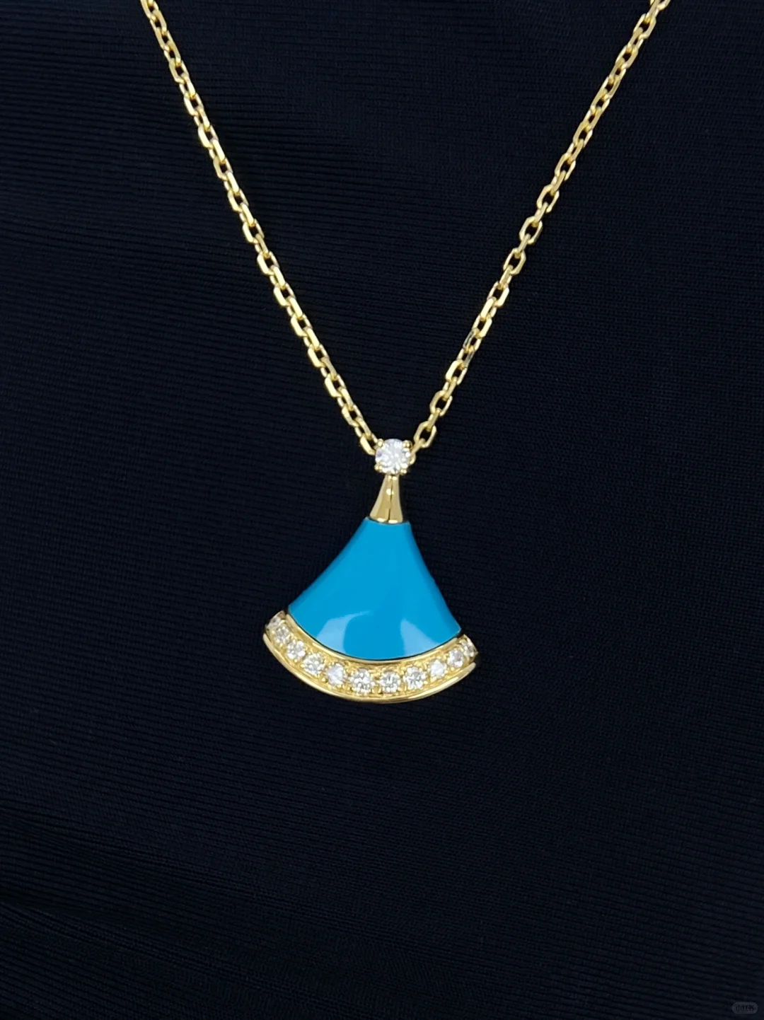Replica Bvlgari Divas' Dream Necklace