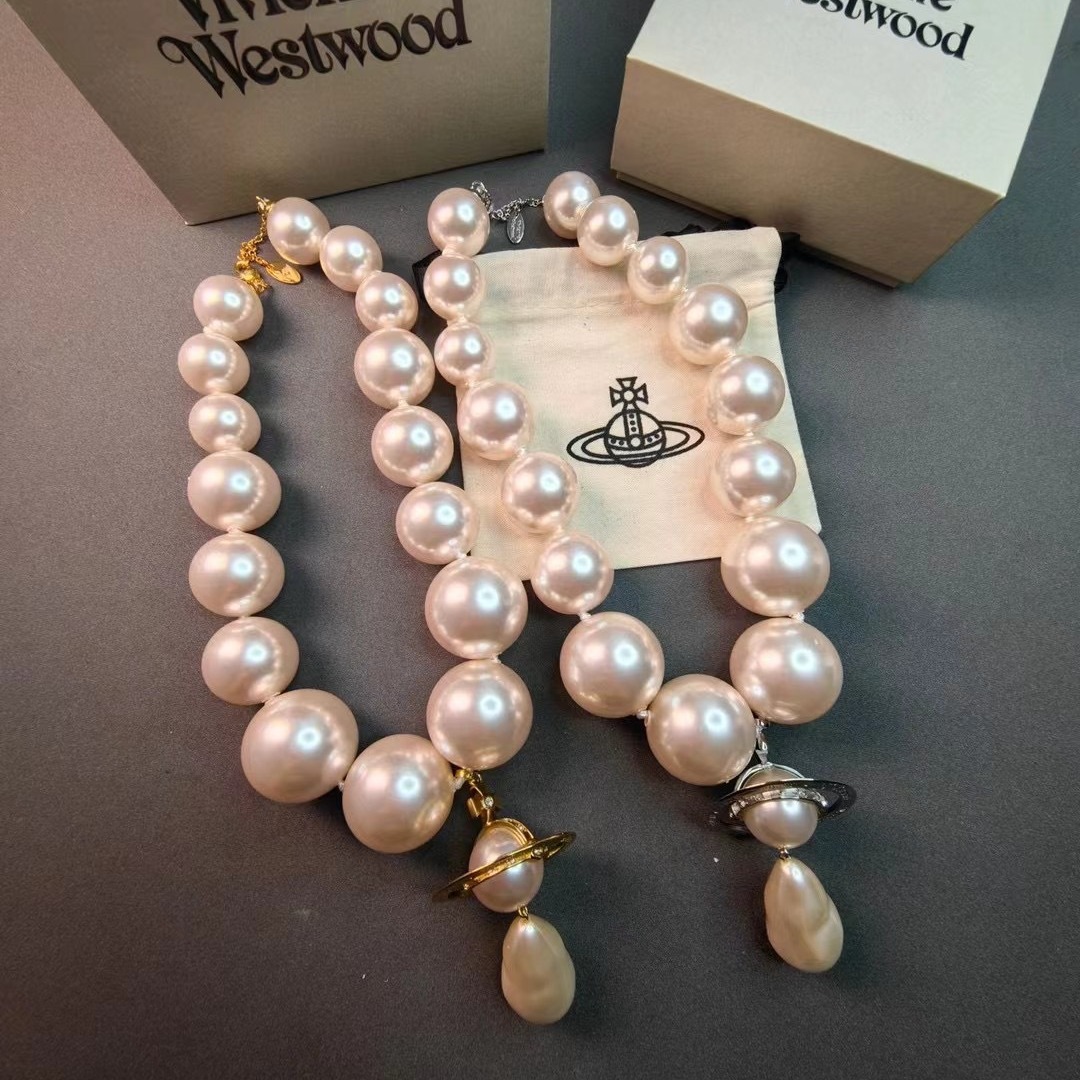 Replica Vivienne Westwood Large Teardrop  Pendant Pearl Necklace
