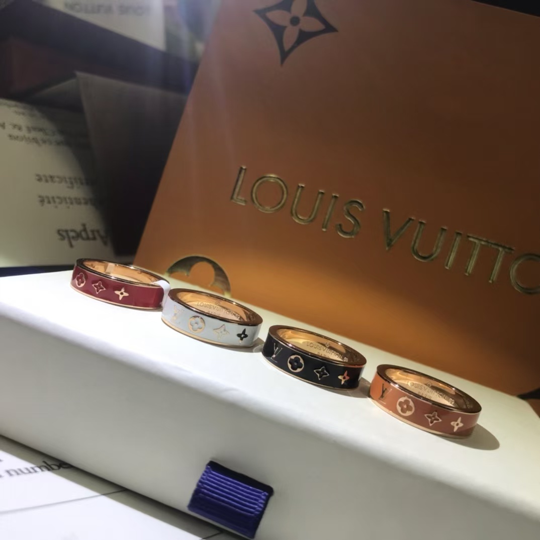 Replica Louis Vuitton Enamel Pattern Ring