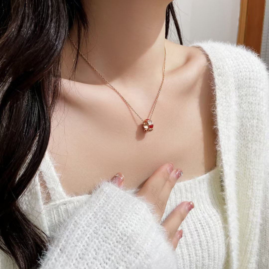 Replica Bvlgari Serpenti Viper Necklace