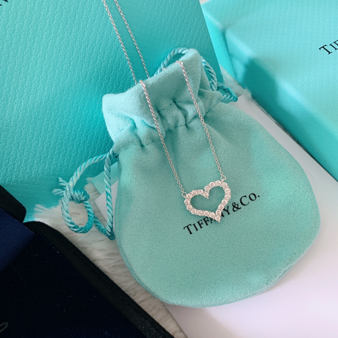Replica Tiffany Medium Full Diamond Love Heart Pendant Necklace
