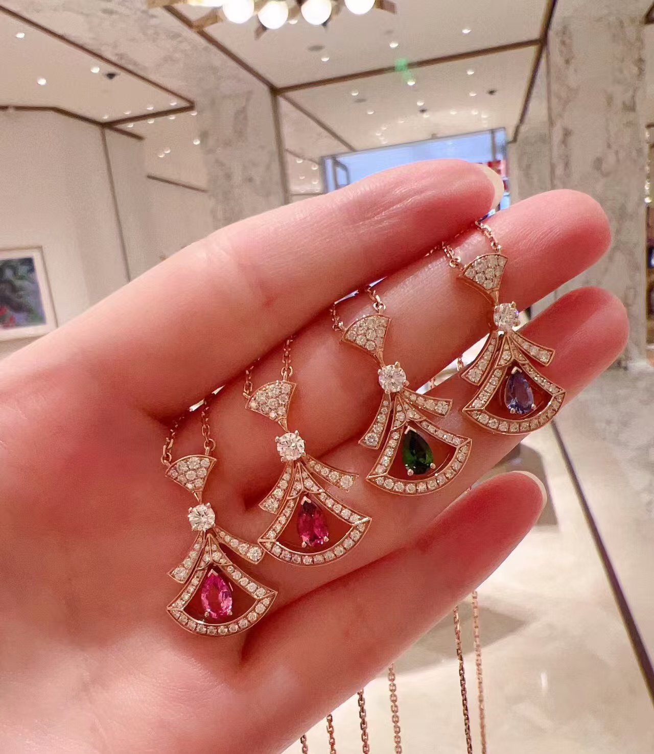 Replica Bvlgari Divas' Dream Necklace