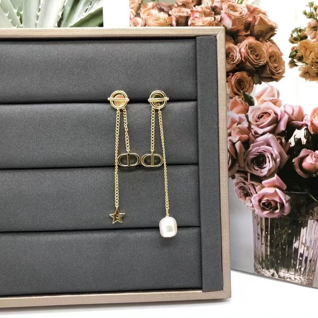 Replica Dior Asymmetric Star Pearl Dangle Long Earrings