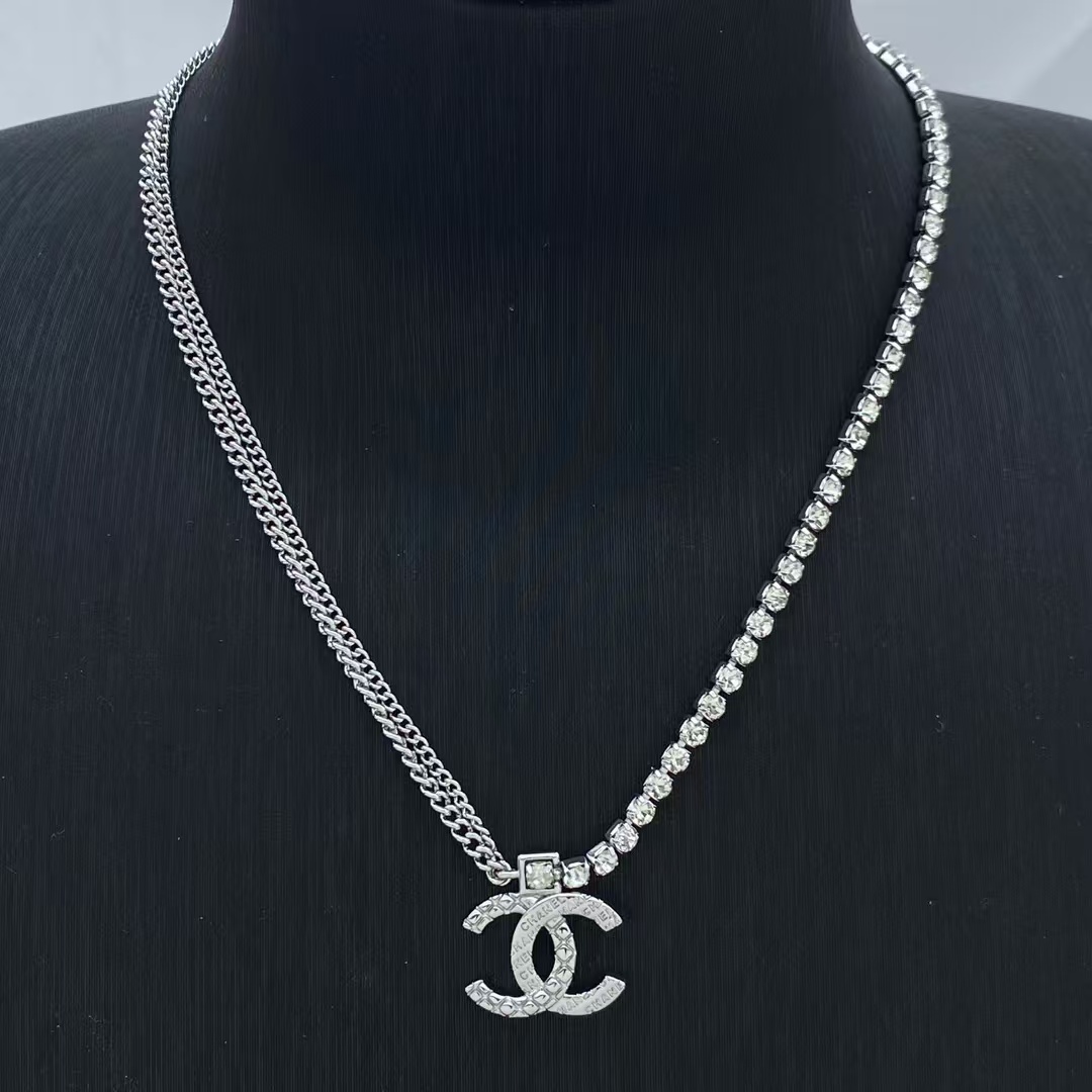 Replica Chanel Half Rhinestone Chain Half Cuban Chain Necklace