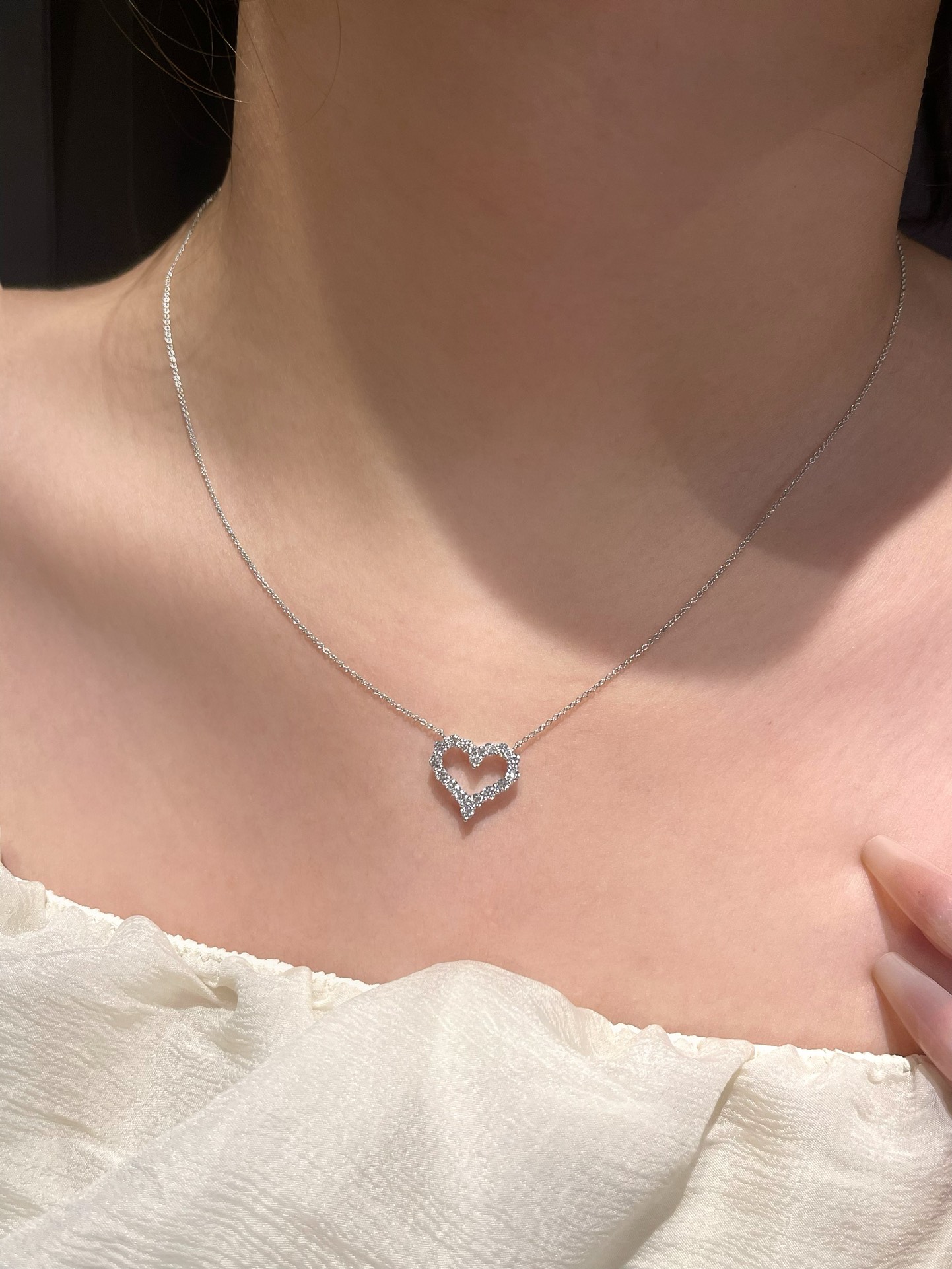 Replica Tiffany Mini Full Diamond Love Heart Pendant Necklace