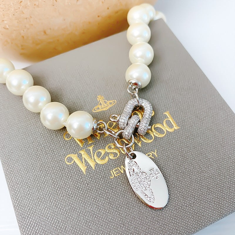 Replica Vivienne Westwood Horseshoe Clasp Saturn Pearl Necklace