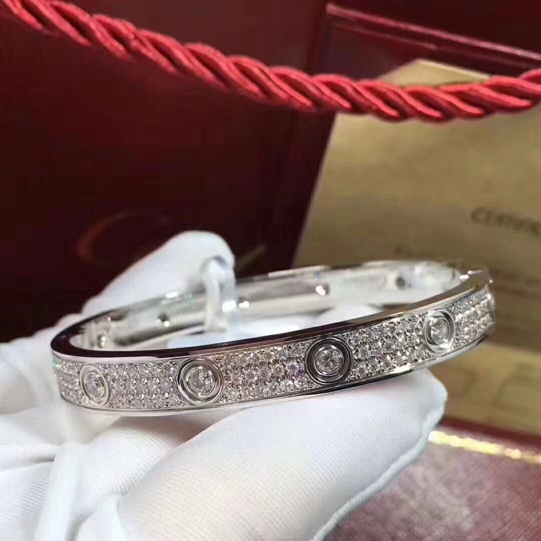 Replica Cartier LOVE Bracelet, Diamond Paved