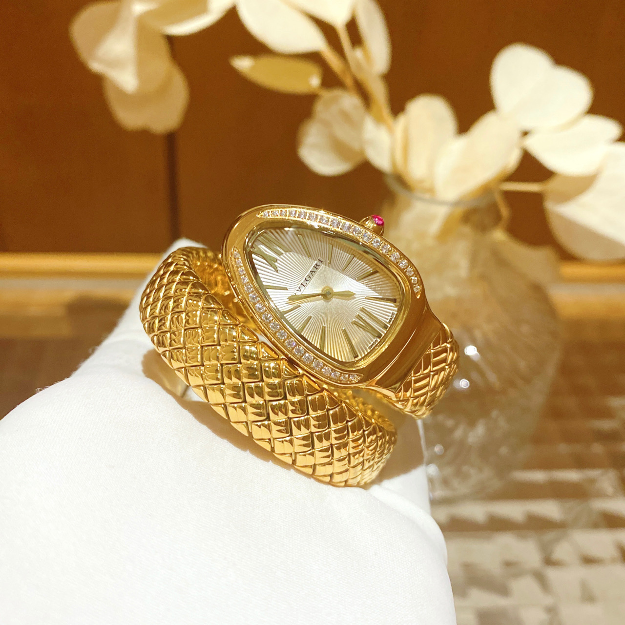 Replica Bvlgari SERPENTIN SPIG Watch