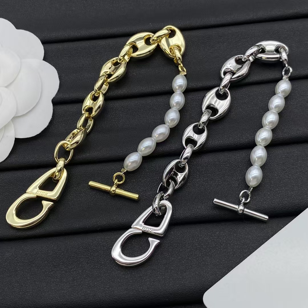 Replica Dior Pearl and Chain Bracelet