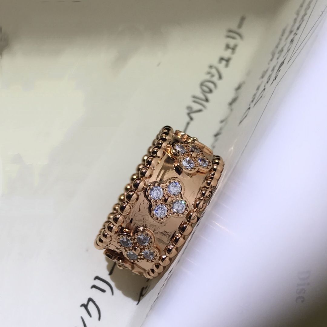 Replica Van Cleef & Arpels Wide Four Leaf Clover Ring