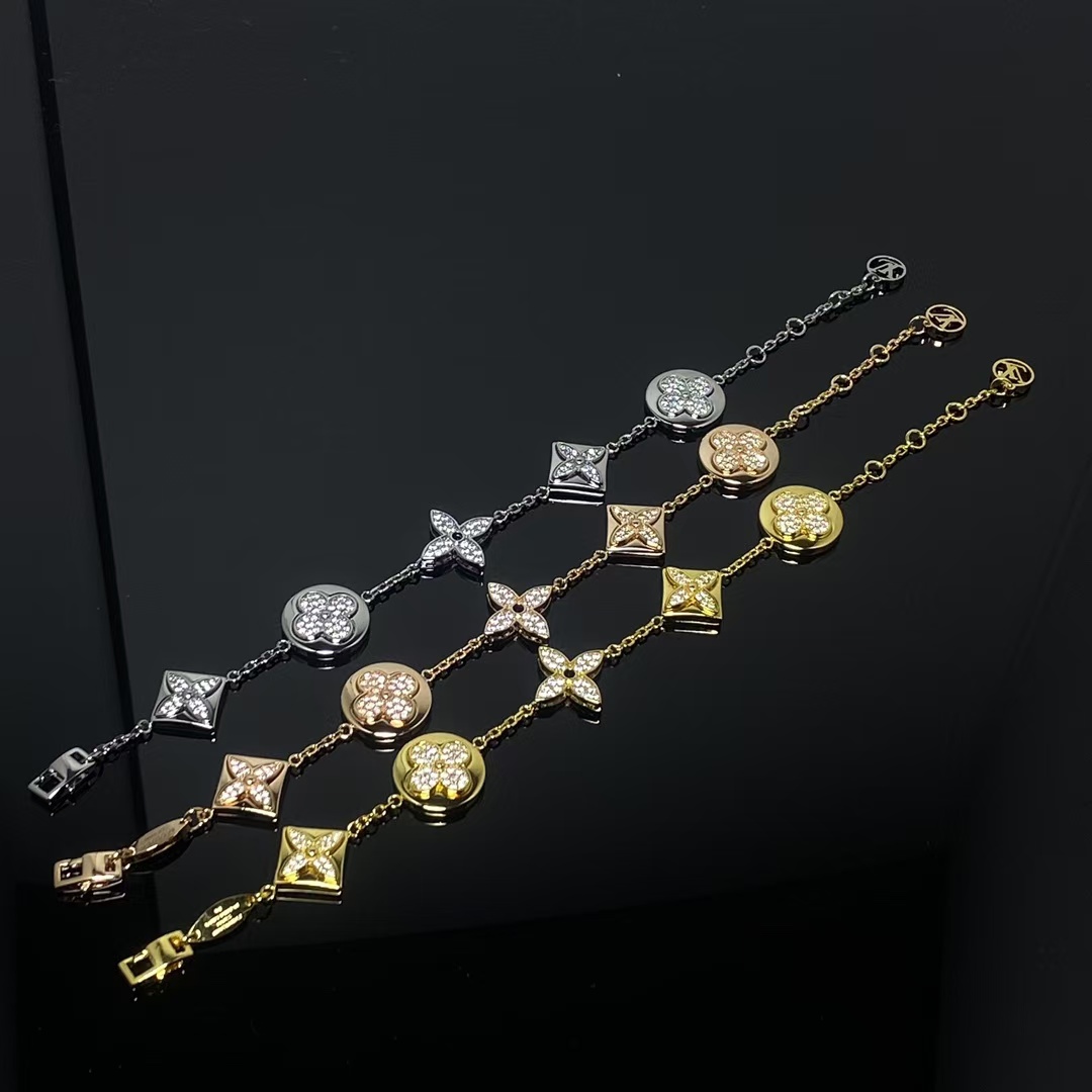 Replica Louis Vuitton Diamond Blossom Star Sun Bracelet