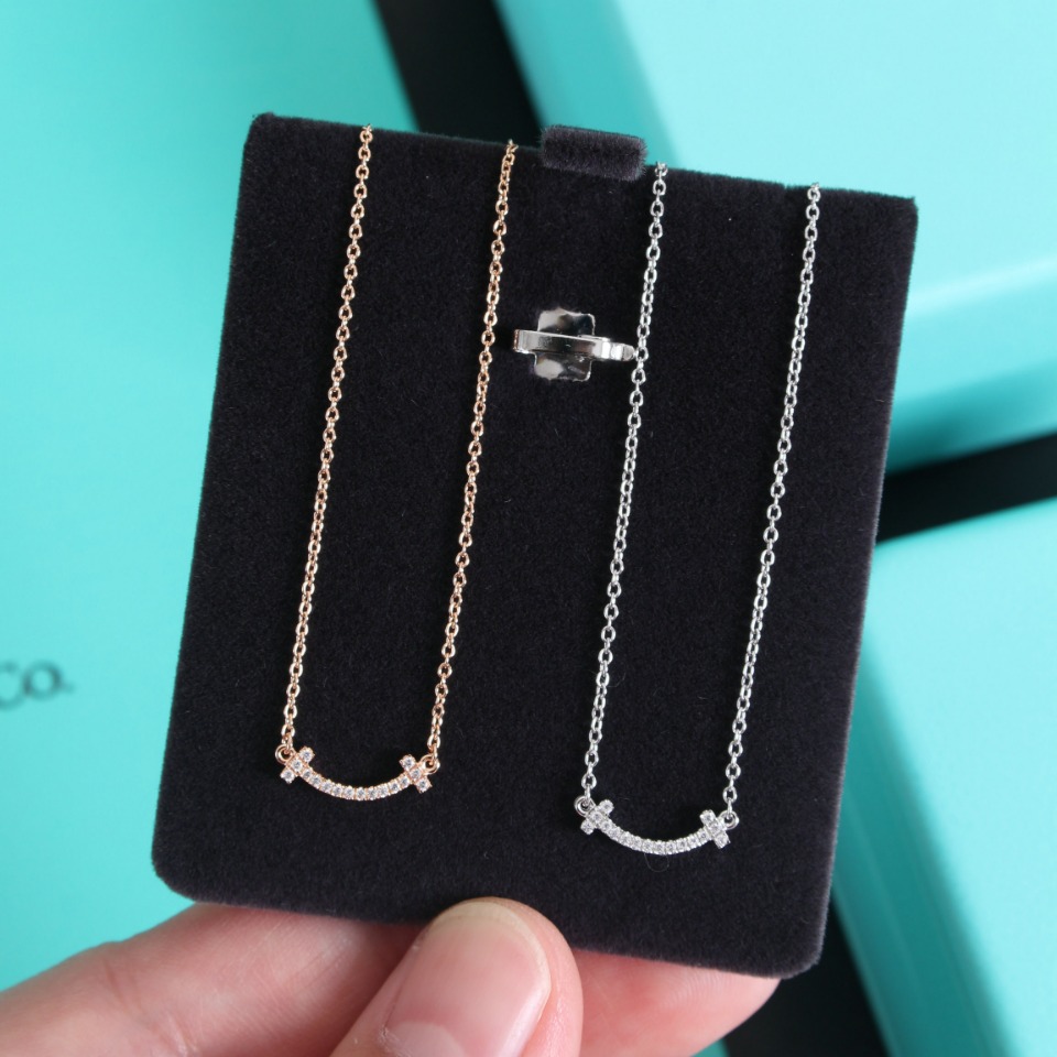 Replica Tiffany Mini Smile Pendant Necklace