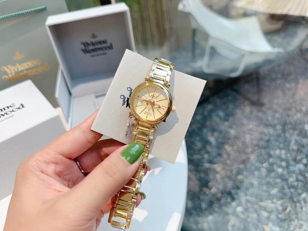 Replica Vivienne Westwood Elegant Gold Watch - 29MM