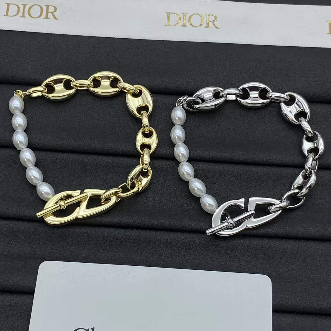 Replica Dior Pearl and Chain Bracelet