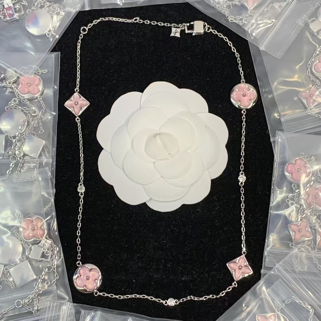 Replica Louis Vuitton Pink Mother of Pearl Star Sun Necklace