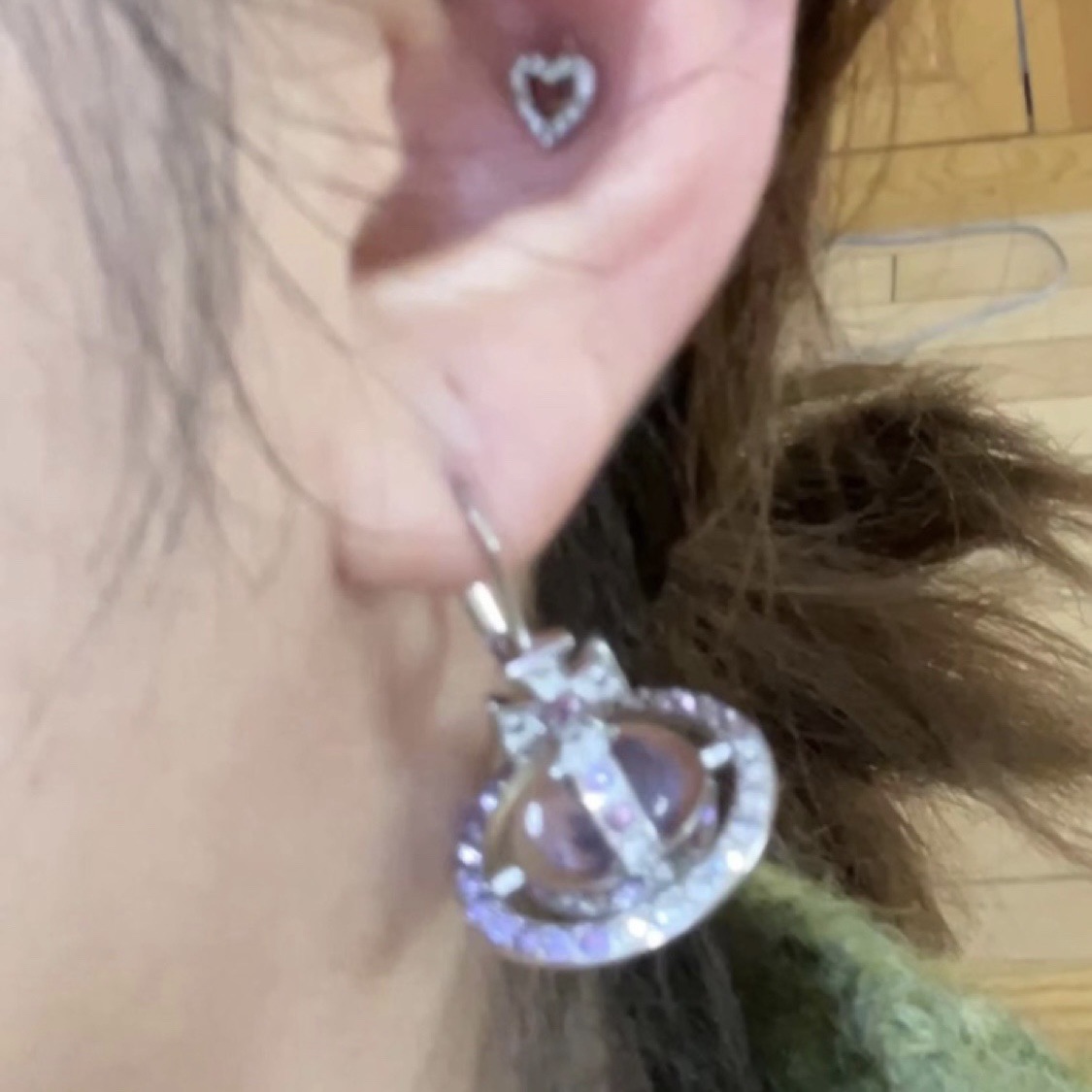 Replica Vivienne Westwood Light Purple Crystal Ball Planet Saturn Earrings
