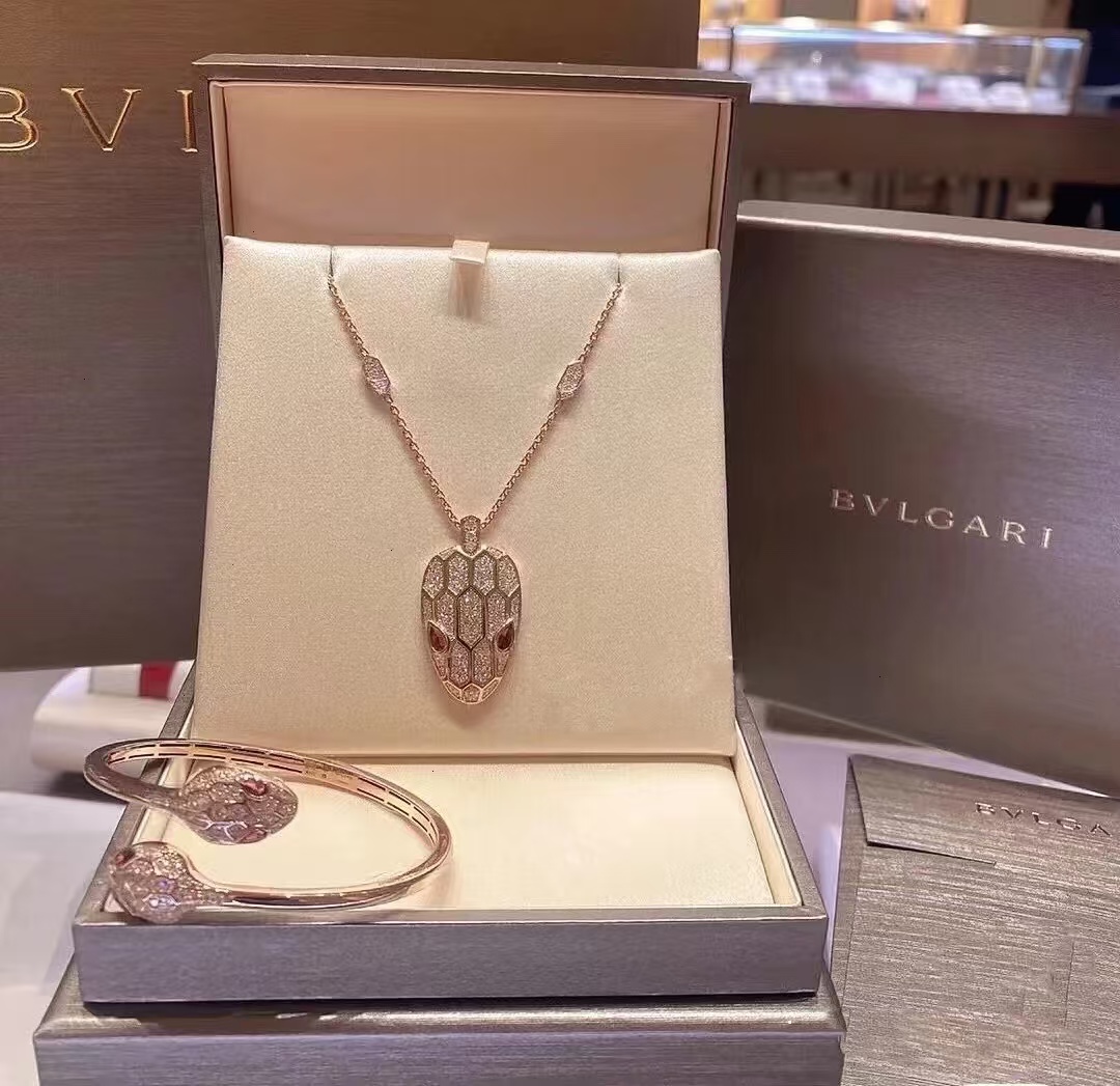 Replica Bvlgari Serpenti Seduttori Necklace