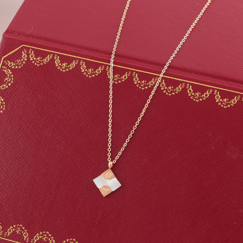 Replica Cartier Rhombus Black and White Shell Alphabet Necklace