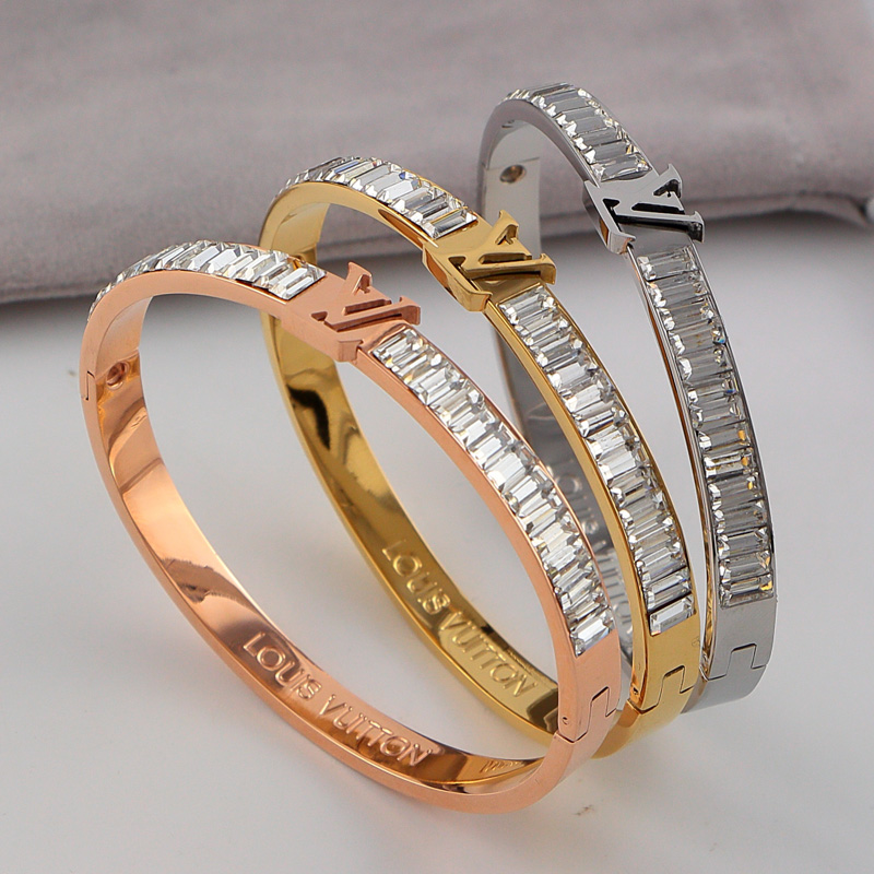 Replica LV full diamond bracelet classic European and American fashion new titanium steel bracelet couple accessories