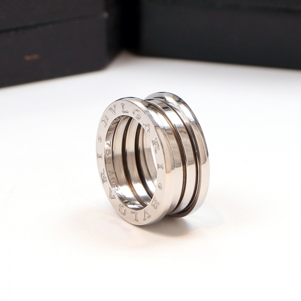 Replica Bvlgari curved spring ring