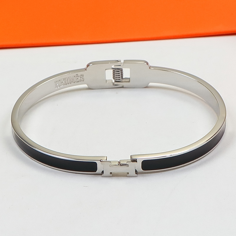 Replica Hermes H Colorful Enamel Bracelet