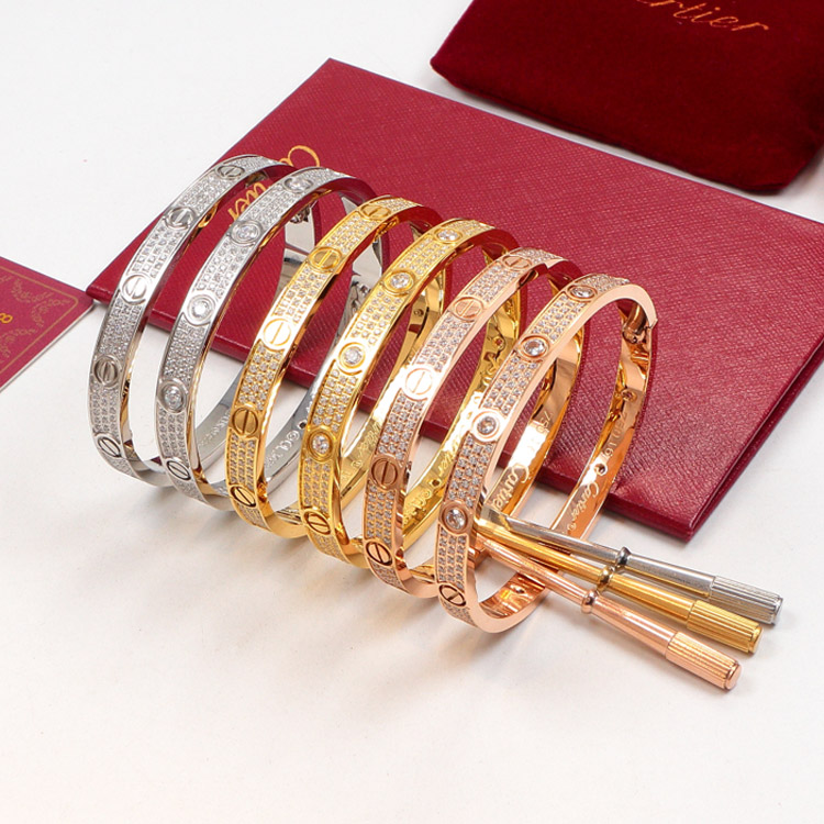 Replica Cartier five-generation full diamond full star bracelet