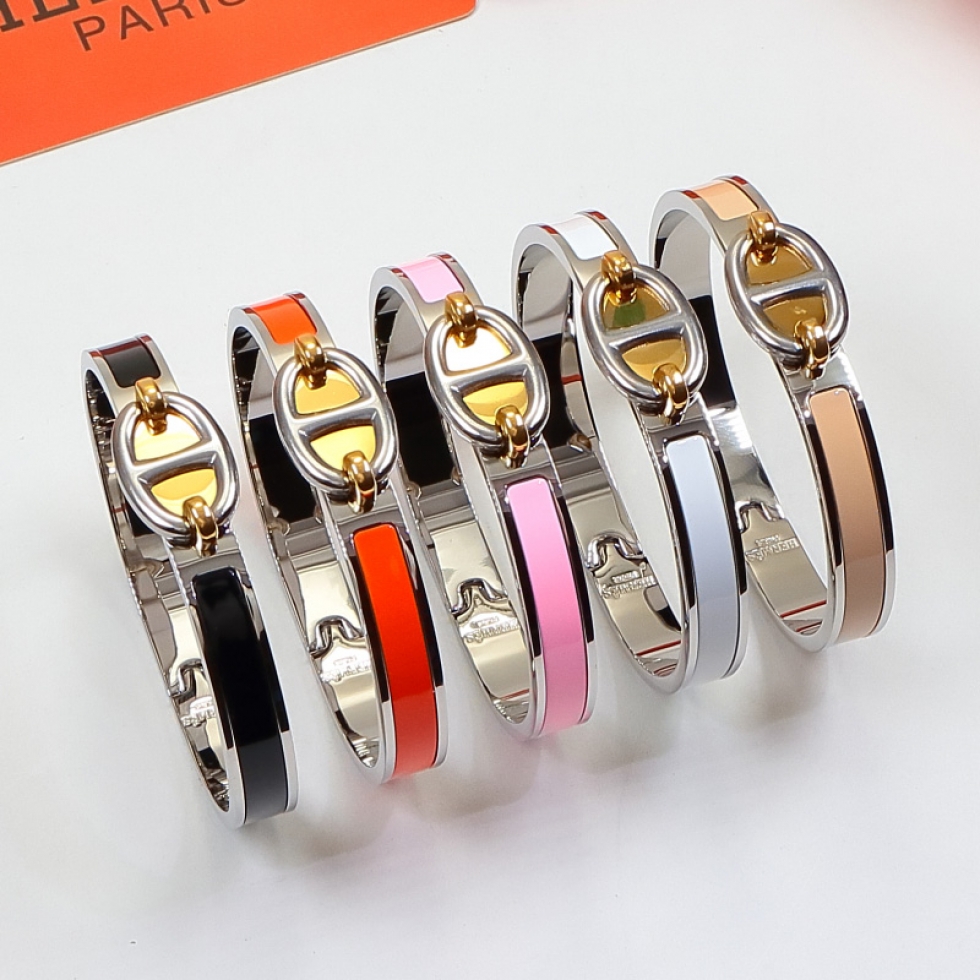 Replica Hermes colorful pig nose enamel bracelet