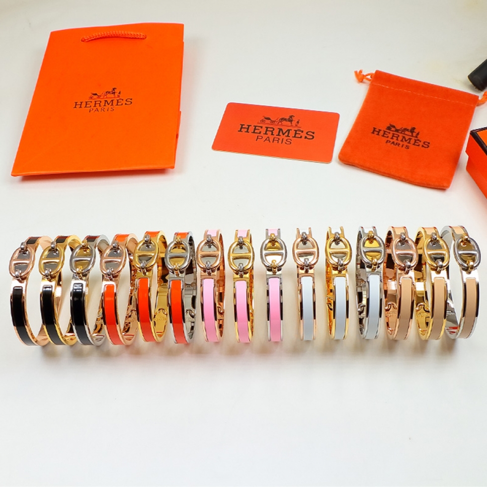 Replica Hermes colorful pig nose enamel bracelet