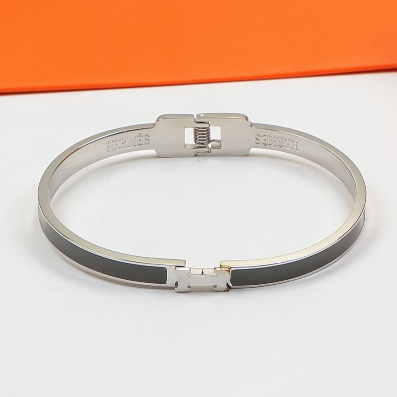 Replica Hermes H Colorful Enamel Bracelet