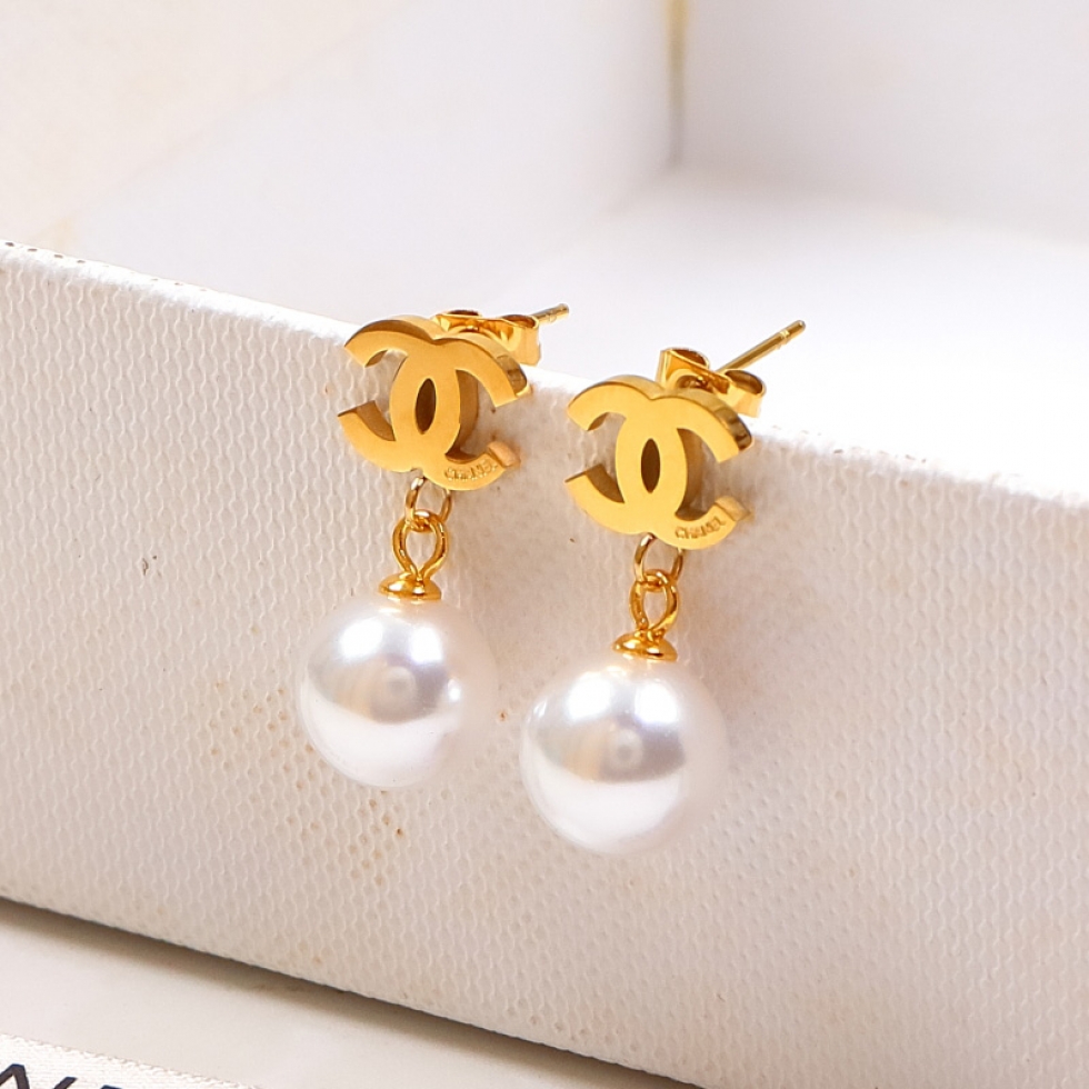 Replica Chanel double C letter pearl pendant earrings