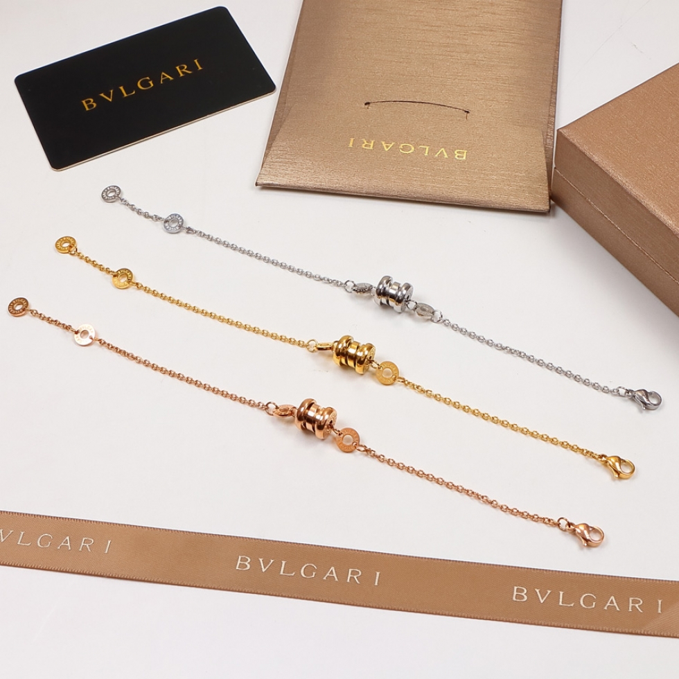 Replica Bvlgari single-loop single-color spring bracelet