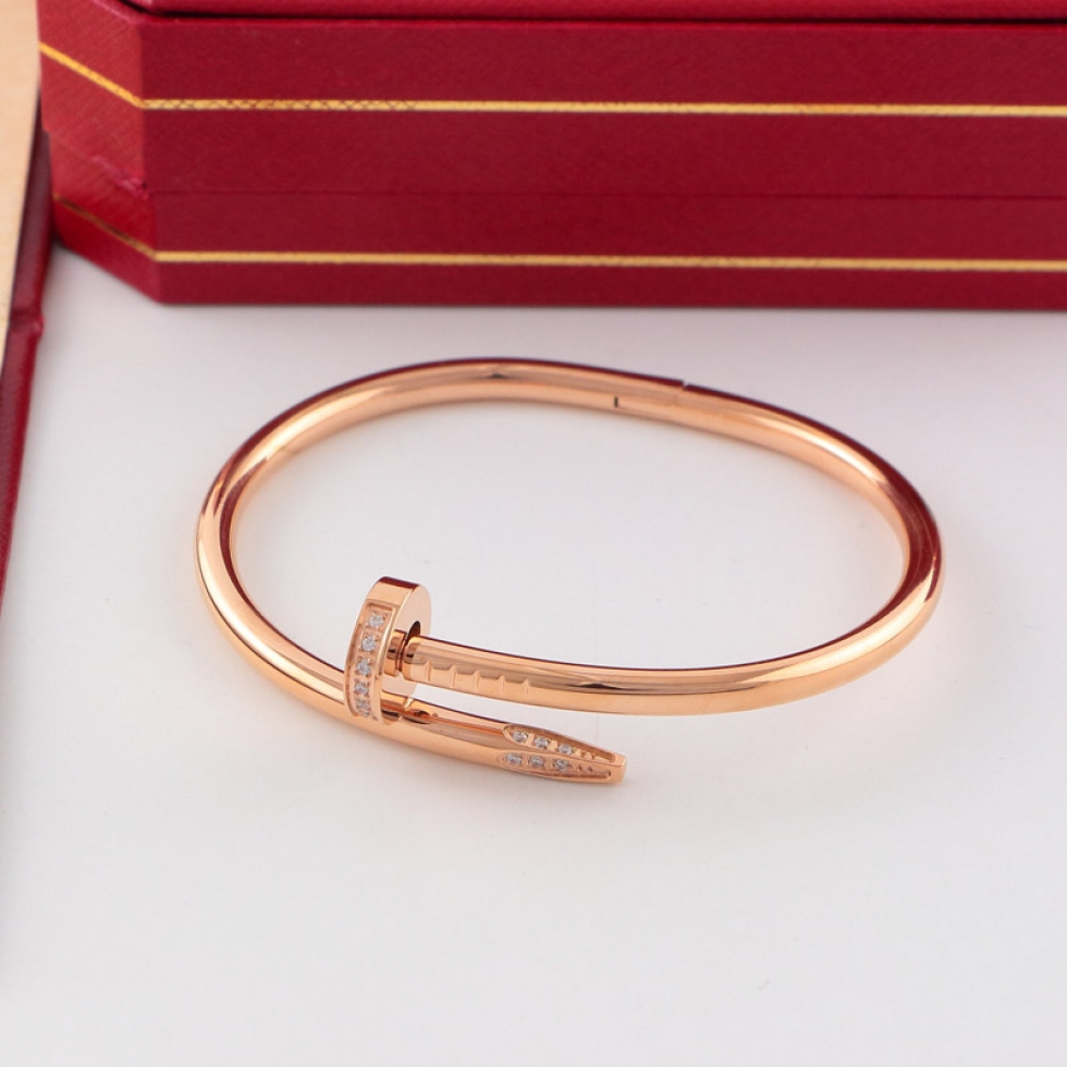 Replica Cartier engraved nail bracelet