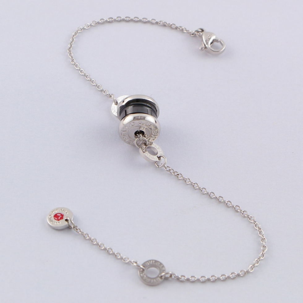 Replica Bvlgari charity small red man bracelet