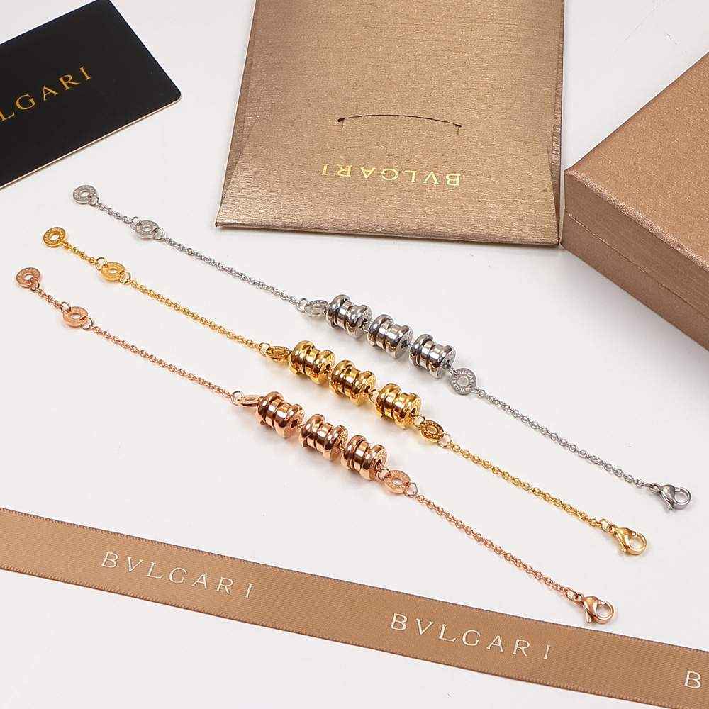 Replica Bvlgari B.zero1 three-band three-color spring bracelet