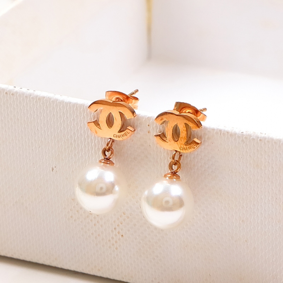 Replica Chanel double C letter pearl pendant earrings
