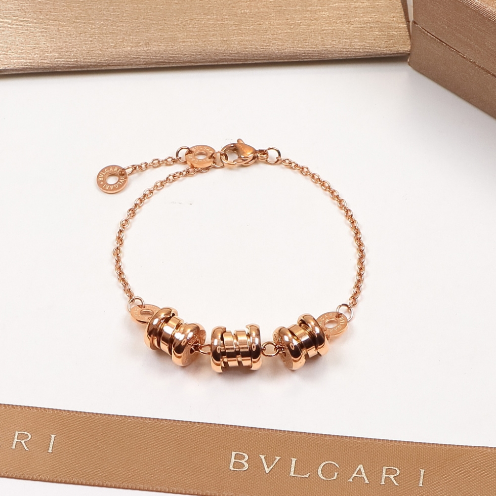 Replica Bvlgari B.zero1 three-band three-color spring bracelet