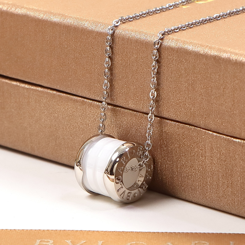 Replica Bvlgari wide round wheel ceramic titanium steel necklace