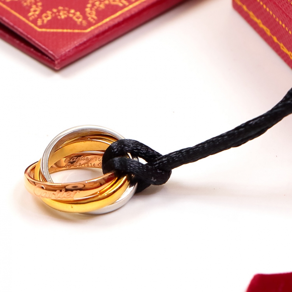 Replica Cartier Trinity pendant necklace