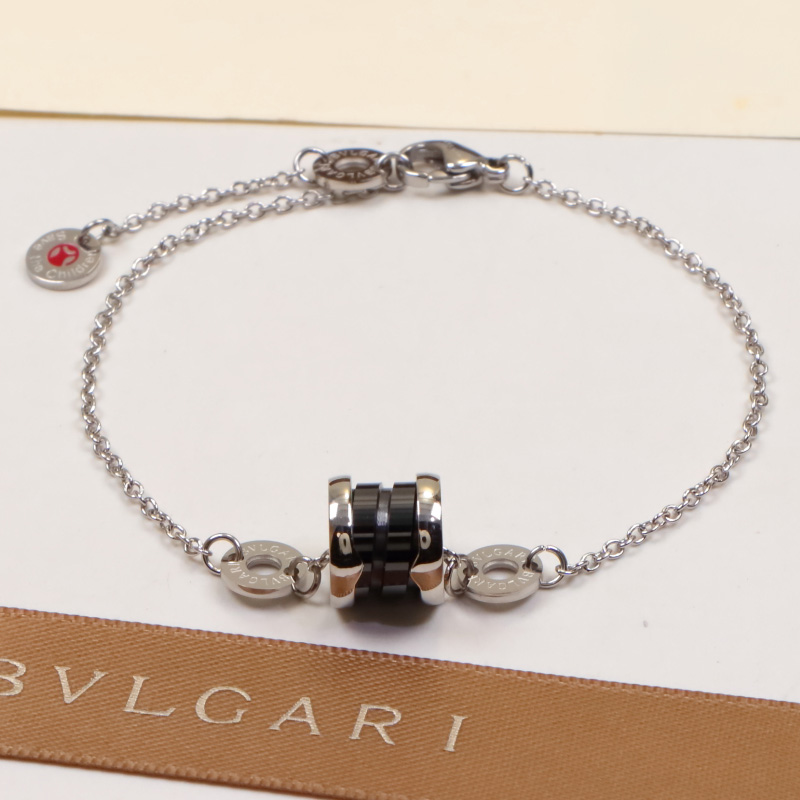 Replica Bvlgari charity small red man bracelet