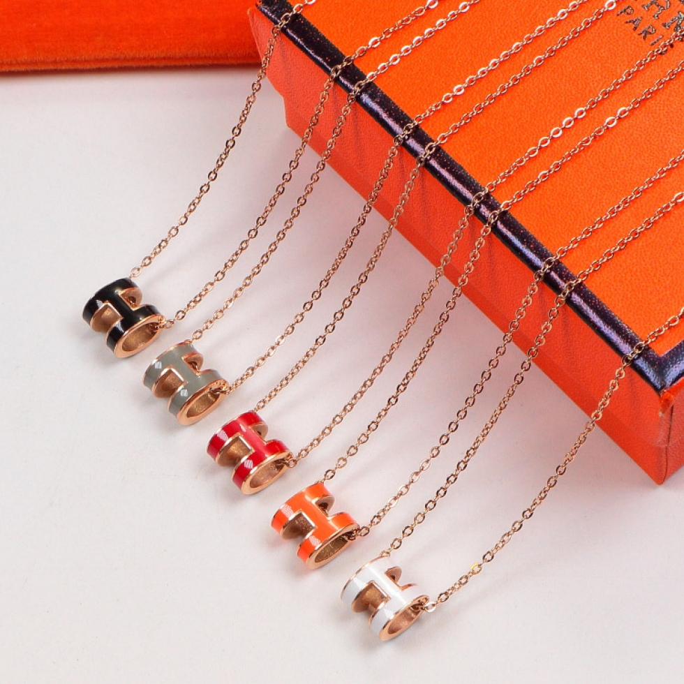 Replica Hermes H Letter 3D Hollow Necklace